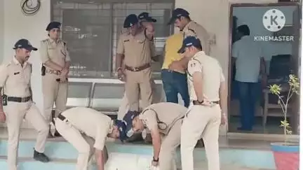 आगर: अर्जुन नगर कॉलोनी रोड पर पुलिस ने एक मकान से 21 किलो गांजे के साथ एक आरोपी को पकड़ा