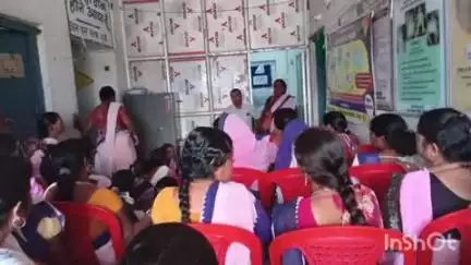 सोनभद्र बंशी सुर्यपुर: प्राथमिक उप स्वास्थ्य केंद्र वंशी में आशा कार्यकर्ताओं का एक दिवसीय प्रशिक्षण आयोजित
