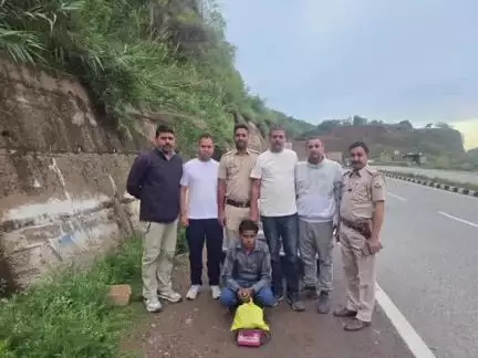 सुंदर नगर: पटियाला निवासी 49 वर्षीय व्यक्ति को सुंदरनगर पुलिस की SIU टीम ने 2 किलो 532 ग्राम चरस के साथ किया गिरफ्तार