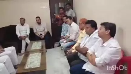राजनांदगांव: शहर के गांधी चौक के पास पूर्व मुख्यमंत्री भूपेश बघेल पहुंचे शहर कांग्रेस कमेटी के अध्यक्ष के घर