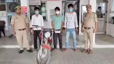 गढ़मुक्तेश्वर: थाना सिंभावली पुलिस ने मोबाइल छिनैती की घटना का सफल अनावरण करते हुए 3 अभियुक्तों को गिरफ्तार किया