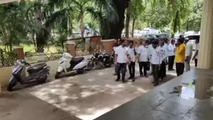 जालना: जालना शहरातील नागरी समस्यांवरून राष्ट्रवादी काँग्रेस शरद पवार गट आक्रमक...