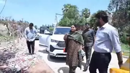 భీమవరం: రేషన్ పంపిణీ విధానాన్ని క్షేత్రస్థాయిలో పరిశీలించిన జిల్లా కలెక్టర్ నాగరాణి