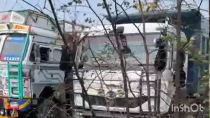 रॉबर्ट्सगंज: रॉबर्ट्सगंज कोतवाली में गैंगस्टर एक्ट से संबंधित तीन अभियुक्तों की तीन करोड़ से अधिक संपत्ति को पुलिस ने किया कुर्क