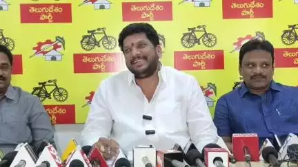 ప్రజల దృష్టిని మళ్లించేందుకే వెన్నుపోటు దినం ప్రకటించిన మాజీ సీఎం జగన్: జిల్లా టీడీపీ ఇన్ఛార్జ్‌ జ్యోతుల నవీన్