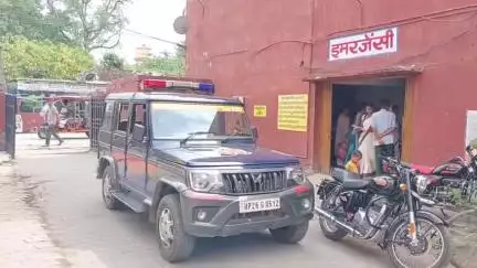 पीलीभीत: गांव जल्लूपुर में बेटियों के गायब होने को लेकर पति-पत्नी में विवाद, पति और जेठ ने बांके से की पत्नी की हत्या