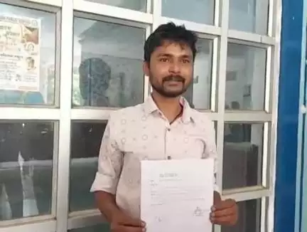 डिंडौरी: नगर परिषद में फ्लेक्स प्रिंटिंग टेंडर को लेकर विवाद, रोहित फ्लेक्स के संचालक ने कलेक्ट्रेट में लगाई गुहार