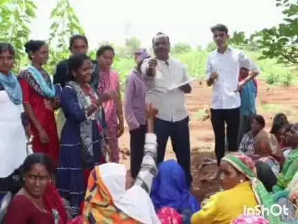 ಹುಮ್ನಾಬಾದ್: ಕಾರ್ಮಿಕರು ಗುಳೆ ಹೋಗುವುದನ್ನು ತಪ್ಪಿಸುವುದೇ ಉದ್ಯೋಗ ಖಾತ್ರಿ ಉದ್ದೇಶ : ದುಮ್ಮನ ಸೂರಿನಲ್ಲಿ  ತಾ. ಪಂ ಸಹಾಯಕ ನಿರ್ದೇಶಕ ಜಗನ್ನಾಥ