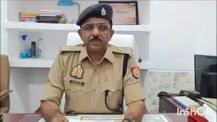 मड़िहान: थाना संत नगर पुलिस ने सोशल मीडिया पर धार्मिक भावनाओं को आहत करने और अभद्र टिप्पणी करने वाले अभियुक्त को किया गिरफ्तार