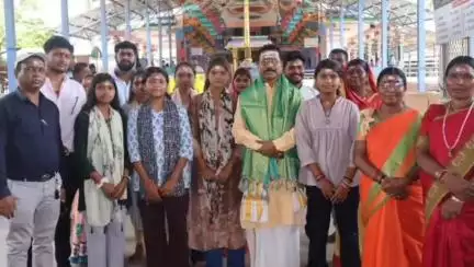 दंतेवाड़ा: दन्तेवाड़ा विधायक ने मेडाराम समेत अन्य धार्मिक स्थलों पर पूजा-अर्चना कर क्षेत्र में सुख-समृद्धि की की कामना