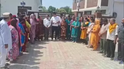 अम्ब: विधायक सुदर्शन सिंह बबलू ने पंजोआ में लोगों की समस्याएं सुनीं