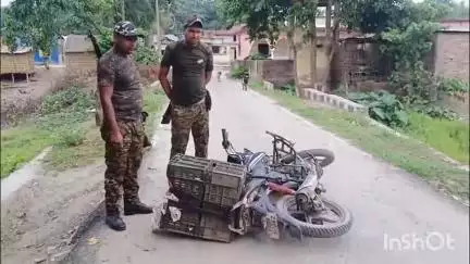 बसंतपुर: वीरपुर थाने की पुलिस ने 13 किग्रा गांजा और एक बाइक ज़ब्त की, कारोबारी मौके से फरार