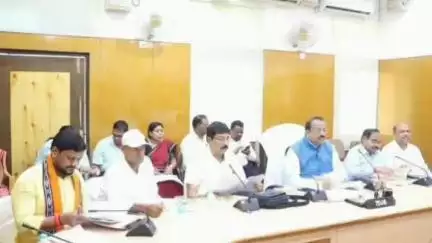 ବିଜେପୁର: ଭୁନେଶ୍ବର ବିଧାନ ସଭା ସ୍ଥିତ ୫୫ ନମ୍ୱର କକ୍ଷ ଠାରେ ଷ୍ଟାଣ୍ଡିଂ କମିଟି ବୈଠକରେ ଯୋଗଦାନ କଲେ ମାନ୍ୟବର ବିଜେପୁର ବିଧାୟକ
