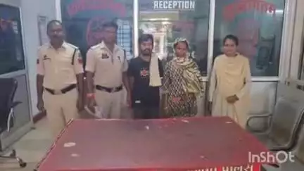 जगदलपुर: मेडिकल कॉलेज डिमरापाल में इलाज के लिए आए लोगों के मोबाइल व रुपए चोरी करने वाले आरोपियों को परपा पुलिस ने किया गिरफ्तार