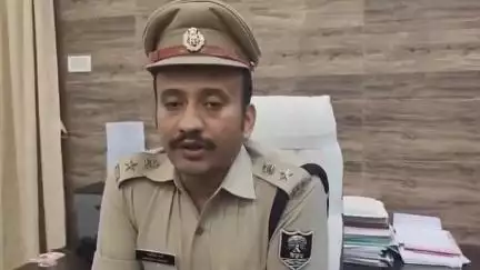 पूर्णिया पूर्व: पूर्णिया पुलिस ने दो पक्षों के बीच मारपीट के मामले में 5 अभियुक्तों को किया गिरफ्तार, SP ने की प्रेसवार्ता