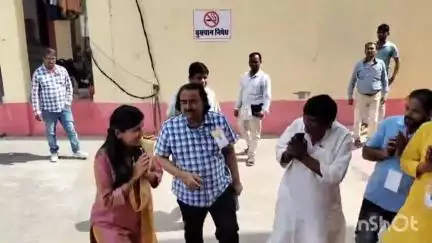 सासाराम: भारत निर्वाचन आयोग के निर्देशानुसार EVM और VVPAT मशीनों की जांच जिला पदाधिकारी द्वारा की गई