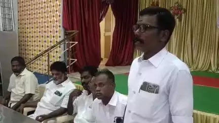அறந்தாங்கி: VCK நடத்தும் பேரணியில் அதிக நபர்கள் கலந்து கொள்வது என  ATG மஹாவில் நடந்த கூட்டத்தில் தீர்மானம் நிறைவேற்றம்