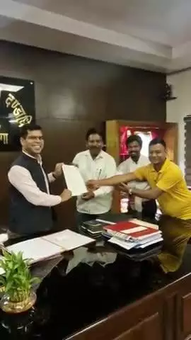 झारखंड लोकतांत्रिक क्रांतिकारी मोर्चा के द्वारा लोहरदगा जिला उपयुक्त महोदय को दिया गया ज्ञापन बोण्डोबार गाँव की....