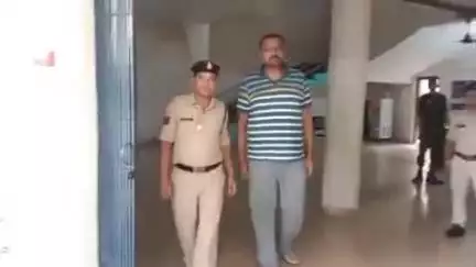 सामरी कुसमी: केंद्रीय सहकारी बैंक कुसमी और शंकरगढ़ में करोड़ों के गबन के मामले में पुलिस ने महिला समिति के 2 आरोपियों को किया गिरफ्तार