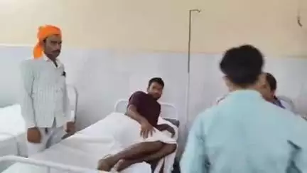 रसूलाबाद: रायपुर मटेरा गांव में आम के पेड़ से गिरकर युवक घायल, सीएचसी में उपचार के बाद हालत रेफर