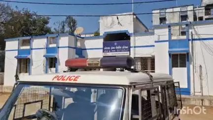 બોરસદ: બોરસદના દહેમીમાં જુગાર રમતા ચાર શખ્સો ઝડપાયા