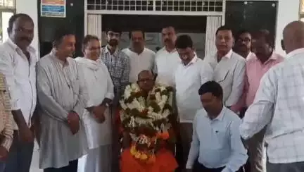 ಹೊಳಲ್ಕೆರೆ: ಮಲ್ಲಾಡಿಹಳ್ಳಿ ಅನಾಥ ಸೇವಾಶ್ರಮ ವಿಶ್ವಸ್ಥ ಸಮಿತಿಗೆ ಬಸವ ಮೂರ್ತಿ ಮಾದಾರ ಚೆನ್ನಯ್ಯ ಸ್ವಾಮೀಜಿ ಅಧ್ಯಕ್ಷರಾಗಿ ಆಯ್ಕೆ