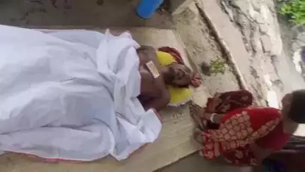 গোসাবা: গোসাবার রামনগরে বজ্রাঘাতে মৃত্যু হলো এক ব্যক্তির,ঘটনাটি ঘটেছে মঙ্গলবার বিকেল ৪টে নাগাদ