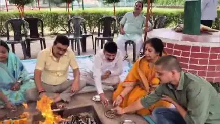 गोरखपुर: विश्व हिंदू परिषद के दस दिवसीय शिक्षा वर्ग के शुरु होने से पहले किया गया भूमि पूजन