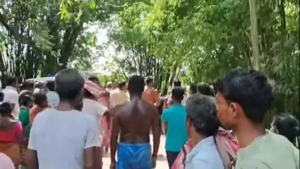 মেখলিগঞ্জ: ভিনরাজ্যে কাজে গিয়ে মৃত্যু রানিরহাটের এক পরিযায়ী শ্রমিকের, গ্রামে ফিরল মৃতদেহ