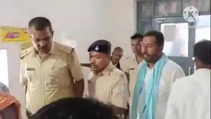 साहिबगंज: समदा नाला सकरीगली से आर्म्स एक्ट के आरोपी को पुलिस ने गिरफ्तार कर भेजा जेल