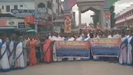 మంత్రాలయం: డెంగీ జ్వరాలపై ప్రజలు అప్రమత్తంగా ఉండాలి: కల్లుదేవకుంట ప్రభుత్వ వైద్యాధికారి గోవిందమ్మ