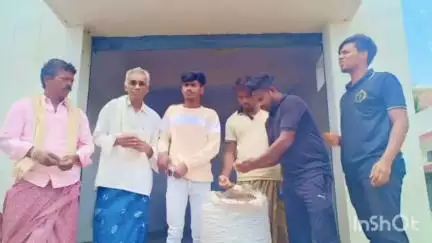 ఆలూరు: రాయితీ పేరుతో నాసిరకమైన వేరు శనగన విత్తనాలు రైతులకు అందిస్తే ఆందోళన చేస్తాం: AIYF మండల కార్యదర్శి రమేష్