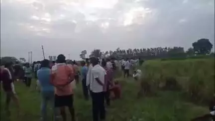 महाराजगंज: हरदोई में वर्तमान ग्राम प्रधान की सड़क दुर्घटना के बाद ट्रामा सेंटर में इलाज के दौरान हुई मौत, गांव में छाया मातम