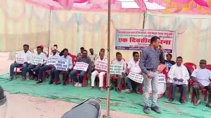 शराब नीति वापस लेना होगा