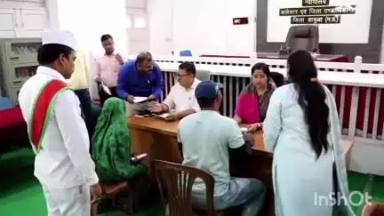 झाबुआ: झाबुआ में कलेक्टर ने जनसुनवाई ली, आवेदनों के तत्काल निपटारे के निर्देश दिए