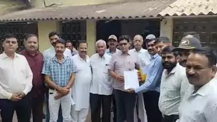 तिल्दा: तिल्दा नेवरा के भूतपूर्व सैनिकों ने मंत्री टंक राम वर्मा से की मुलाकात