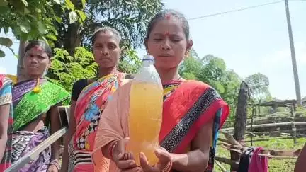 କୋଟପାଡ: କସାପକନା ଗାଁରେ ପାନୀୟ ଜଳ ସମସ୍ୟାକୁ ନେଇ ଅସନ୍ତୋଷ ପ୍ରକାଶ କଲେ ଗ୍ରାମବାସୀ #jansamasya