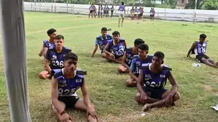 हाजीपुर: हाजीपुर पुलिस केंद्र में होमगार्ड बहाली के लिए शारीरिक दक्षता परीक्षा आयोजित, 214 अभ्यर्थी सफल