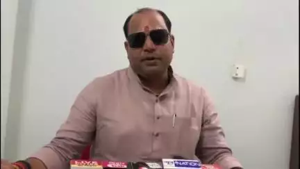 पटना ग्रामीण: अस्पताल बेड बेचने के तेजस्वी यादव के आरोप पर जदयू नेता साकेत सिंह का जवाब, कहा- सबूत दें, होगी कार्रवाई