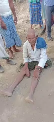 पंडरिया: सेन्हाभाटा गांव में तेज रफ्तार बाइक सवार शराबी व्यक्ति ने बुजुर्ग को मारी ठोकर, खुद भी हुआ घायल