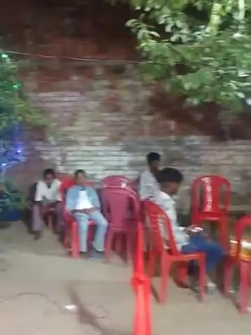 Vishal Bhandara Roja gaon nikat Bajrangbali ke sthan per Vishal Bhandarar mein aaye sabhi shradhalu Prasad ko grahan key