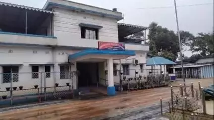 ধূপগুড়ি: ময়নাগুড়িতে জামাইষষ্ঠীর দিন শ্বশুর বাড়ি গিয়ে আক্রান্ত হলেন জামাই,শাশুড়ি সহ শ্বশুরবাড়ির ৪জনের বিরুদ্ধে অভিযোগ দায়ের
