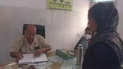 दतिया: ग्राम सालोन ए में घरेलू विवाद में 2 लोगों ने महिला से की मारपीट, महिला मेडिकल के लिए भांडेर अस्पताल में भर्ती