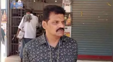 సైదాపురం మండలంలో మద్యం షాపులను తనిఖీ చేసిన ఎక్సైంజ్ సీఐ వెంకటేశ్వర్లు