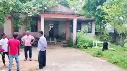 गुमला: घाटों बगीचा में घर के साथ जिंदा जला व्यक्ति, शव का हुआ पोस्टमार्टम, पुलिस जांच में जुटी