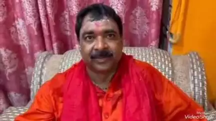 देवघर: झारखंड सरकार के मंत्री संजय प्रसाद यादव ने बाबा मंदिर में की पूजा-अर्चना