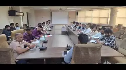 સીંગવડ: સિંગવડ સહિત ડિવિઝનના RO/ARO જોડે પ્રાંત કચેરી ખાતે તાલીમ યોજાઈ
