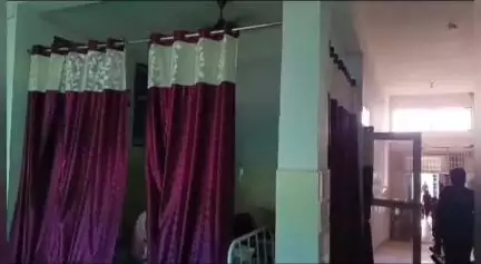 स्लीमनाबाद: तिघरा मोड़ पर तेज रफ्तार बाइक अनियंत्रित होकर गिरी, बाइक सवार घायल, अस्पताल में इलाज जारी