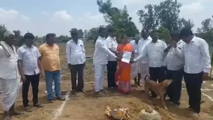 బీబీపేట: రాష్ట్ర ప్రభుత్వం నిరుపేద ప్రజలను ఆదుకుంటుంది బేబీపేటలో బీబీపీట మండల కాంగ్రెస్ పార్టీ అధ్యక్షులు రమేష్