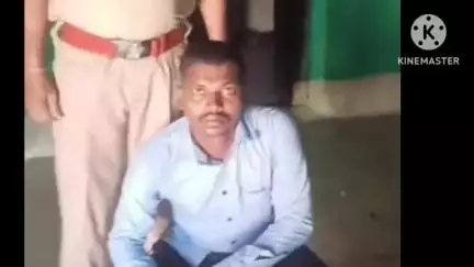 खैरागढ़ के आबकारी विभाग ने अर्चेडबरी में एक आरोपी के पास से 30 लीटर हाथभट्टी कच्ची महुआ शराब जब्त कर किया गिरफ्तार